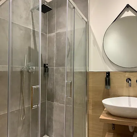 Lame 46 * בולוניה